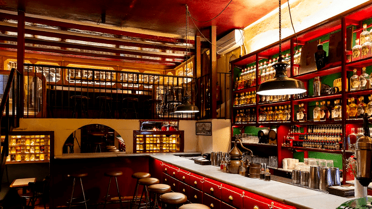 4 dr-stravinsky-evento-privado-exclusivo-barcelona-min Dr. Stravinsky – Speakeasy de Cócteles (y Secretos)